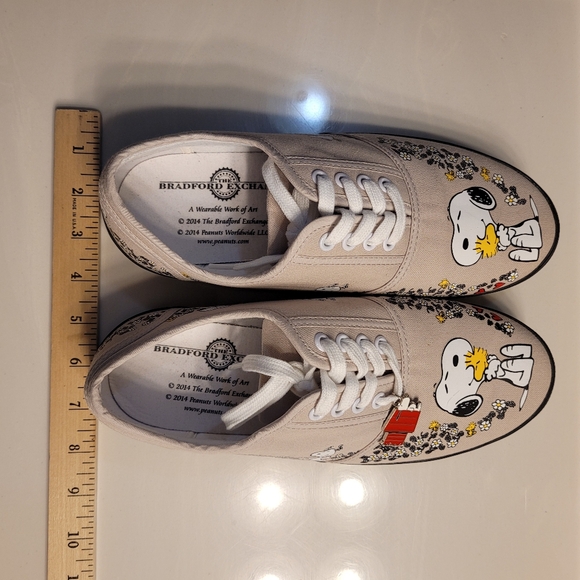SNOOPY AND WOODSTOCK Floral Tan Canvas Sneakers Women's 10 The Bradford Exchange - Picture 10 of 16